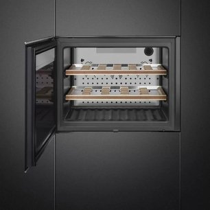 Винный холодильник Смег CVI621LWNX3 фото 3 в Казани и Татарстане Винный холодильник Smeg CVI621LWNX3 фото 3 в Казани и Татарстане