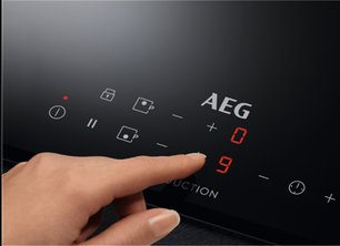 Варочная панель AEG IKB32300CB фото 2 в Казани и Татарстане