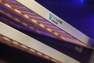 Винный шкаф Coldvine C165-KBT1 фото 4 в Казани и Татарстане Винный шкаф Cold Vine C165-KBT1 фото 4 в Казани и Татарстане