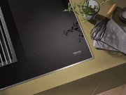 Индукционная панель со встроенной вытяжкой Miele KMDA 7774 FR фото 2 в Казани и Татарстане