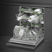 Встраиваемая посудомоечная машина Smeg STL7324AQLLW фото 3 в Казани и Татарстане