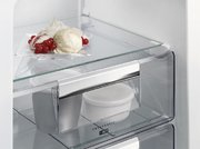 Встраиваемый холодильник AEG SCR819F8FS фото 4 в Казани и Татарстане