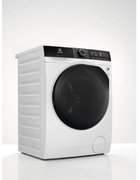 Стиральная машина Electrolux EW8F1R48B фото 2 в Казани и Татарстане