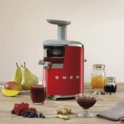 Соковыжималка Смег SJF01RDEU фото 2 в Казани и Татарстане Соковыжималка Smeg SJF01RDEU фото 2 в Казани и Татарстане