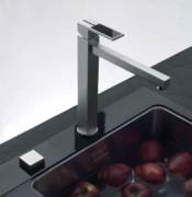 Смеситель Franke Planar Crystal хром/черный фото 3 в Казани и Татарстане