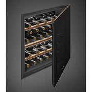Встраиваемый холодильный шкаф для вина Smeg CVI629NR3 фото 2 в Казани и Татарстане