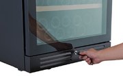 Встраиваемый винный шкаф CellarPrivate CP154-3TB фото 3 в Казани и Татарстане