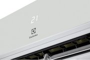 Инверторная сплит-система Electrolux EACS/I-09HAL/N8 фото 4 в Казани и Татарстане