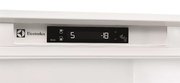 Холодильник Electrolux ENC2813AOW фото 2 в Казани и Татарстане