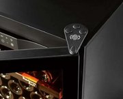 Встраиваемый монотемпературный винный шкаф EuroCave V-059 K-800014-S фото 3 в Казани и Татарстане