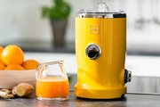 Соковыжималка NOVIS Vita Juicer желтая фото 2 в Казани и Татарстане