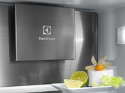 Встраиваемый холодильник Electrolux ENC8MC19S фото 3 в Казани и Татарстане
