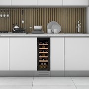 Винный шкаф Dunavox DAUF-19.58B фото 3 в Казани и Татарстане