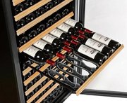 Мультитемпературный винный шкаф EuroCave S-PURE-S P-300015-S фото 2 в Казани и Татарстане