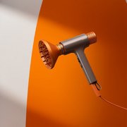 Фен-стайлер Bork F732gg case фото 4 в Казани и Татарстане Фен-стайлер Bork F732gg case фото 4 в Казани и Татарстане