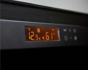 Монотемпературный винный шкаф EuroCave V-REVEL-S R-400024-S2B фото 4 в Казани и Татарстане