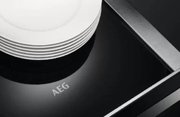 Встраиваемый ящик для подогрева посуды AEG KDE911424B фото 3 в Казани и Татарстане