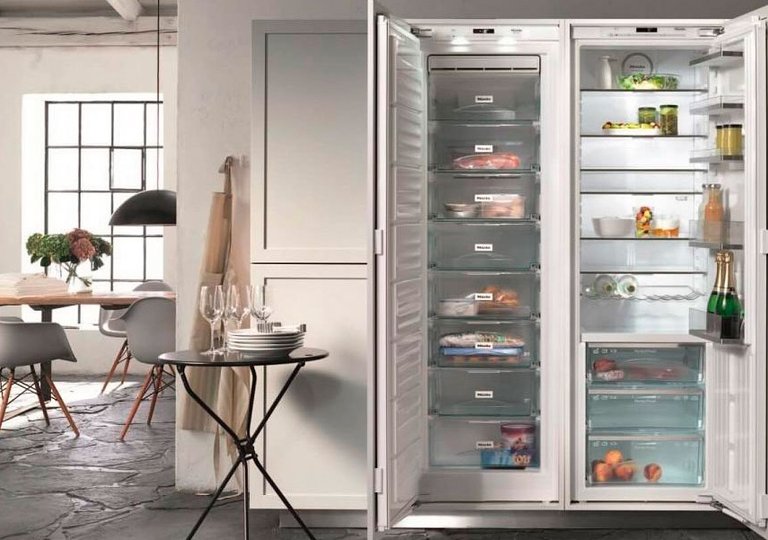 Рейтинг лучших холодильников Side by Side по цене и качеству в 2025 году