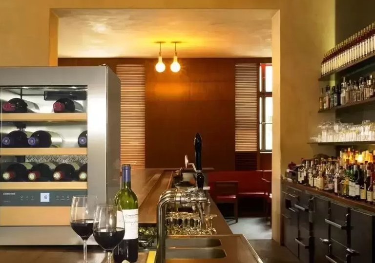 Рейтинг винных шкафов 2025 года по качеству и надежности