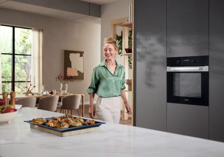 Обзор духового шкафа Miele H 7890 BP EDST/CLST