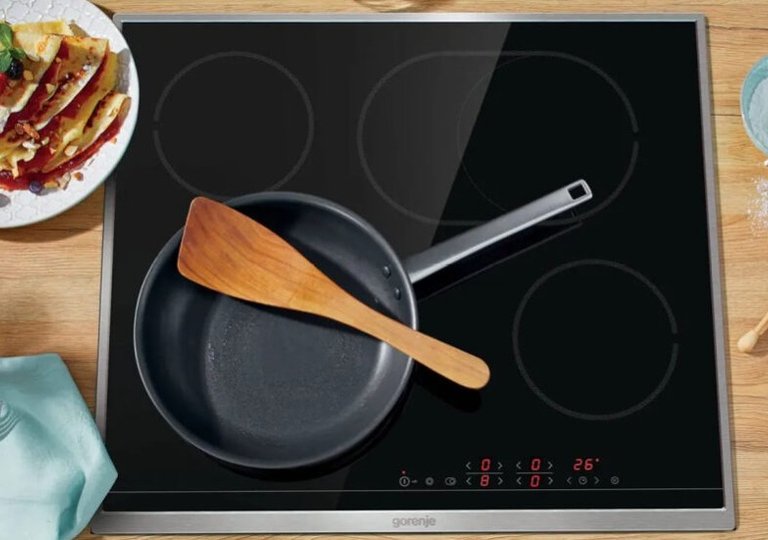 Ошибка E7 и E8 на варочной панели Gorenje: проблемы с системой охлаждения Ошибка E7 и E8 на варочной панели Gorenje: проблемы с системой охлаждения