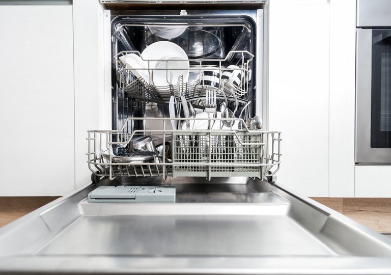 Как установить и подключить посудомоечную машину