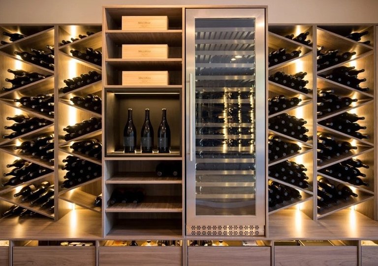 Как выбрать винный шкаф