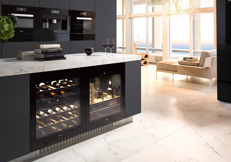 Винные шкафы в интерьере