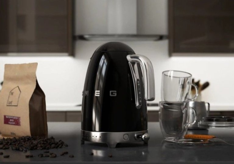 Обзор чайника Smeg KLF04BLEU