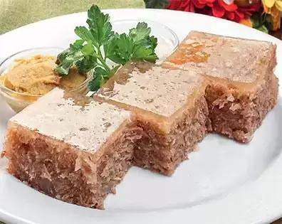 Можно ли, как и сколько хранить холодец в холодильнике?